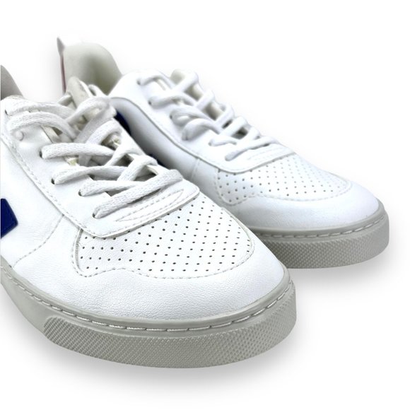 Authentic NEW Big Kids V-10 Low-Top Sneaker by Veja - Picture 4 of 16